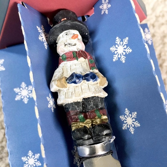 JOIE DE VIVRE Christmas Cheese Spreaders Knives 4 Pc Set Reindeer Santa Snowman - Picture 5 of 12